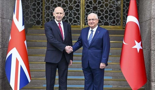 В Анкаре обсудили оборонное сотрудничество Турции и Великобритании